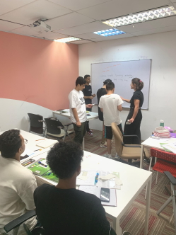 マレーシア留学　クアラルンプール留学　授業後の様子